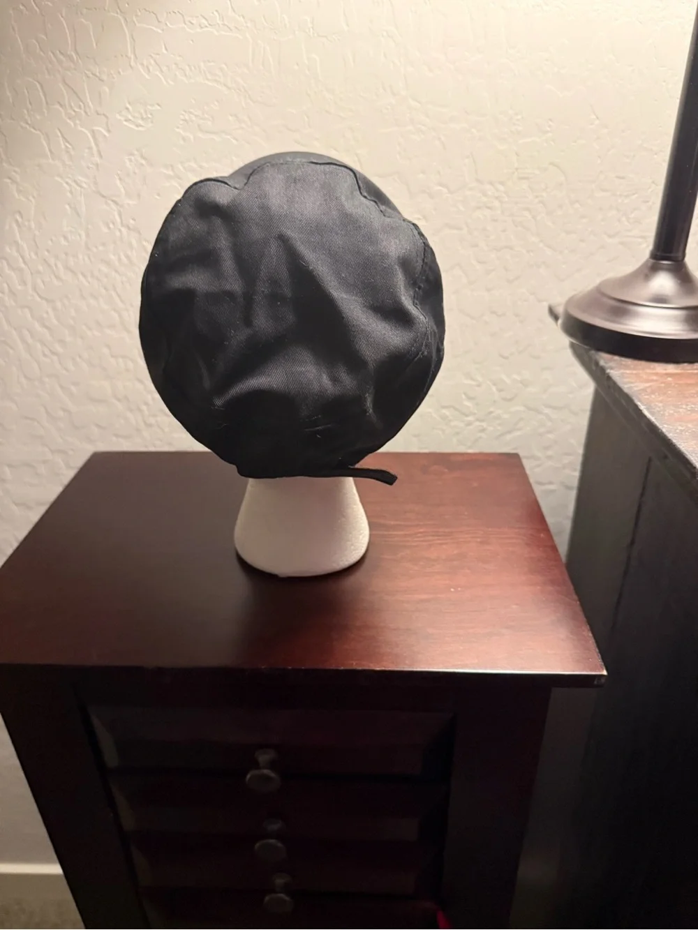 Black Casual Cap - Classic Solid Color Hat
